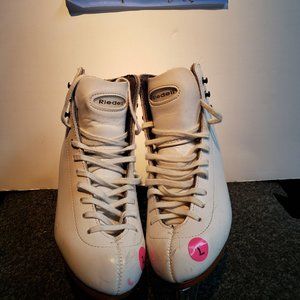 Reidell White 2 Ice skates